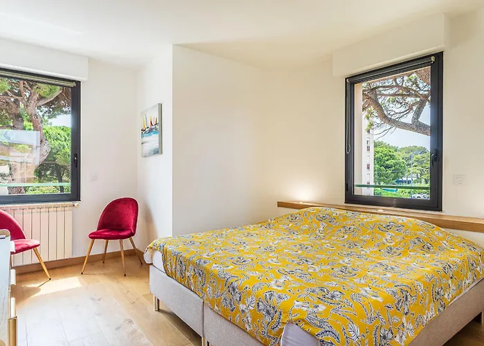 Apartamento Les Lantanas By Interhome *
