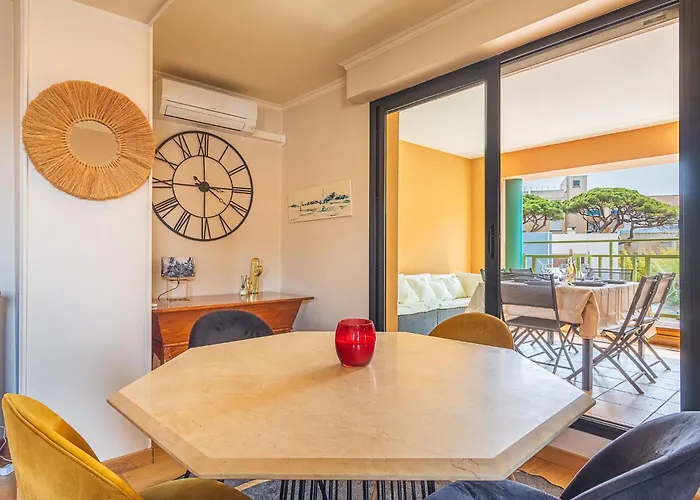 Apartamento Les Lantanas By Interhome Hyères